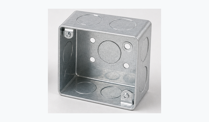 Square Box กล่องเหล็กสี่เหลี่ยมสำหรับพักสายและรวมท่อ